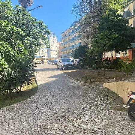 The Place * קוסטה דה קפאריקה